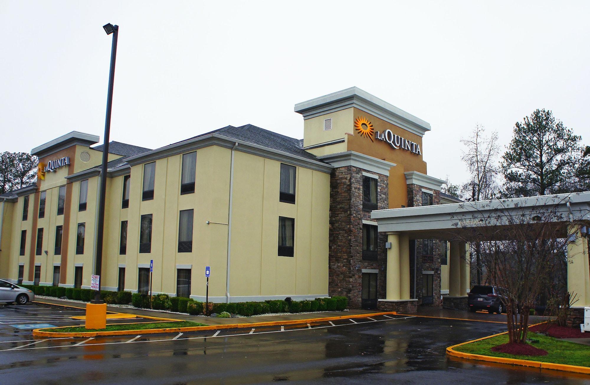 La Quinta By Wyndham Covington Hotel Exterior photo